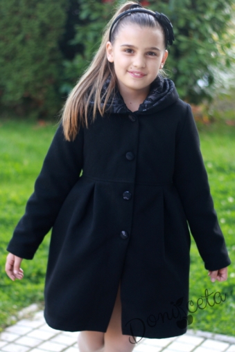 Детско палто за момиче в черно с дантела 