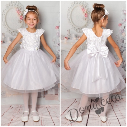 Официална детска рокля в бяло с голяма панделка с 3D цветя 