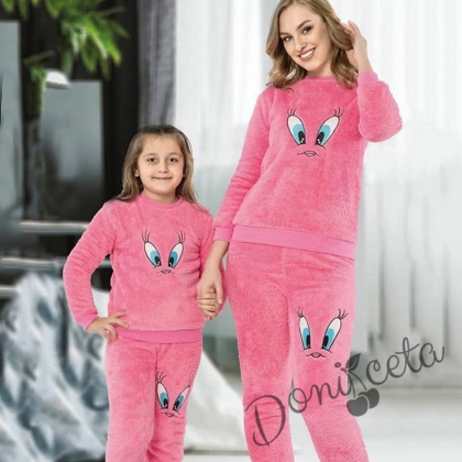Детска пижама в розово с апликация