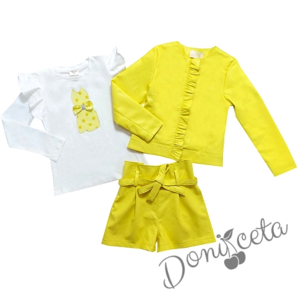 Комплект от 3 части- къси кожени панталони, блуза и кожено яке с цип в жълто