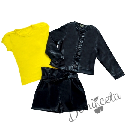 Комплект от 3 части- къси кожени панталони, тениска в жълто и кожено яке с цип в черно