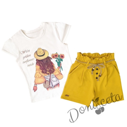 Детски комплект от тениска в бяло и къси панталоки в горчица