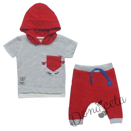 Комплект от 2 части тениска в сиво с джобче и панталонки в червено 1