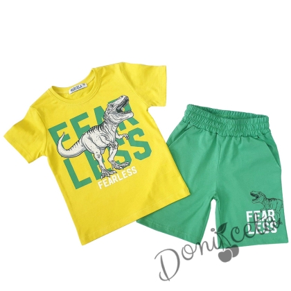 Комплект за момче от къси панталонки в зелено и тениска в жълто  1