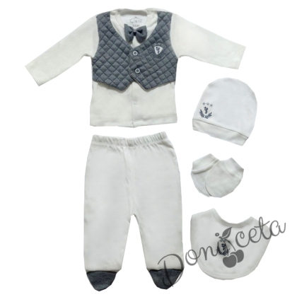 Комплект за бебе момче от 5 части в бяло и сиво 9574655