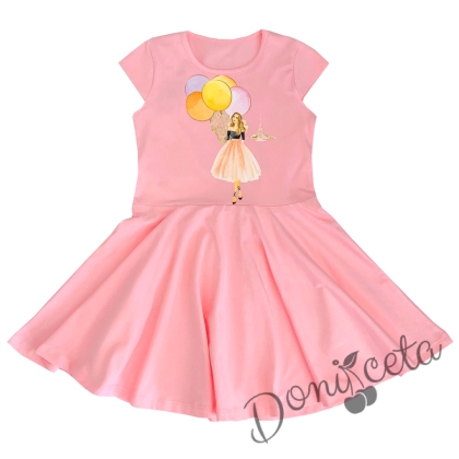 Детска рокля с къс ръкав в розово с момиче 9576554 1