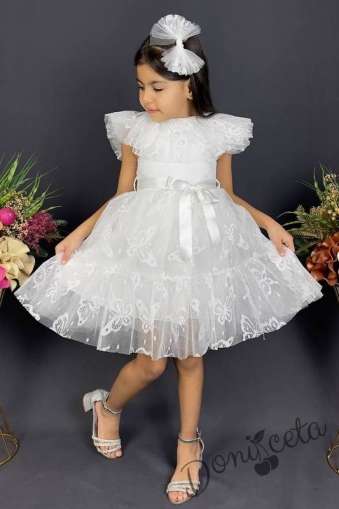 Детска рокля в бяло с къс ръкав и панделка за коса с пеперуди