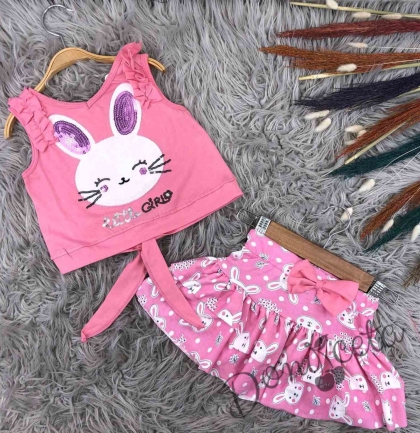 Детски комплект в розово от къс потник със Зайче с пайети и къса поличка със зайчета и панделка 1