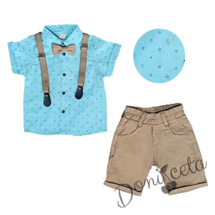 Детски комплект от риза с къс ръкав в сетлосиньо с орнаменти, тиранти и папийонка и къси панталоин в бежово 1