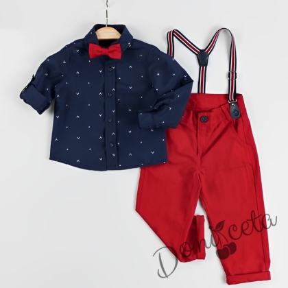 Коледен комплект за момче от риза в тъмносиньо с елени и панталони в червено с тиранти и папийонка 1