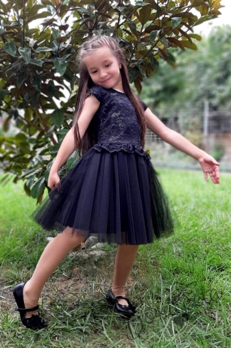 Детска официална рокля с къс ръкав с дантела в черно с тюл Анабел 1