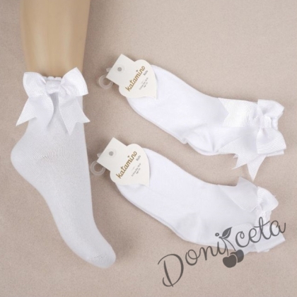 Детски къси чорапи в бяло с панделка 1