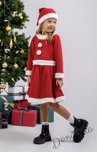 Коледна детска рокля в червено с плюш с коледна шапка