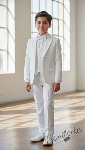 Официален костюм за момче от 5 части в бяло- сако, панталон, елек, риза и папийонка от колекция Снежина