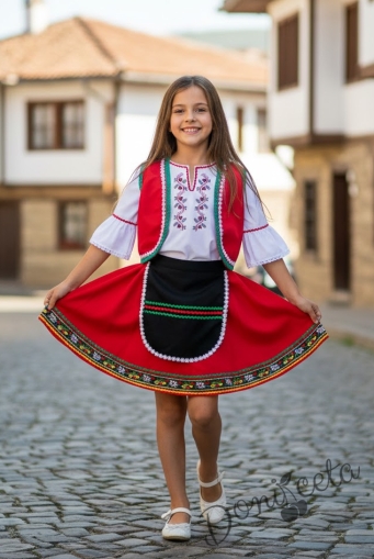 Дамска или детска народна носия 102-риза с бродерия, пола, елек, и черна престилка с фолклорни/етно мотиви