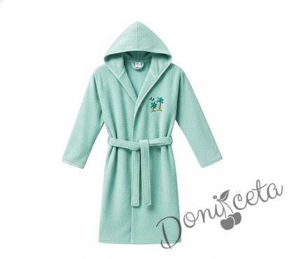 Детски халат за баня в цвят мента с качулка, джобчета и картинка