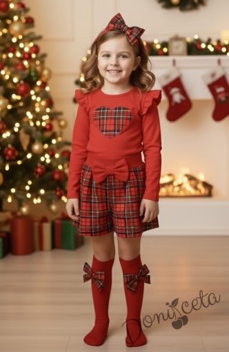 Комплект за момиче от 2 части-къси панталонки от трико Роси в каре и блуза с дълъг ръкав в червено със сърце в каре