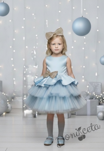 Коледна детска рокля в светлосиньо с тюл и панделка в златисто