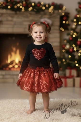 Комплект от 2 части-детска пола в червено с пайети и блузка с дълъг ръкав в черно със сърце от пайети