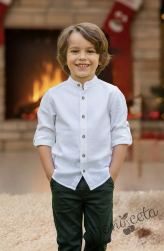 Коледен комплект за момче от 2 части-риза в бяло без яка и панталон в зелено