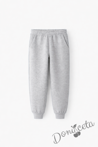 Детско ватирано долнище на анцуг за момче в сиво, подходящо е и за ученическа униформа 