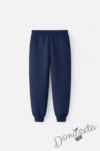 Детско ватирано долнище на анцуг за момче в тъмносиньо, подходящо е и за ученическа униформа 