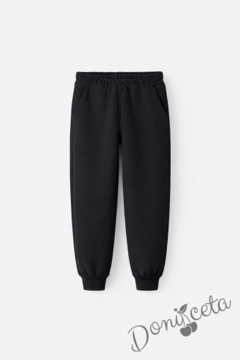 Детско ватирано долнище на анцуг за момче в черно, подходящо е и за ученическа униформа 