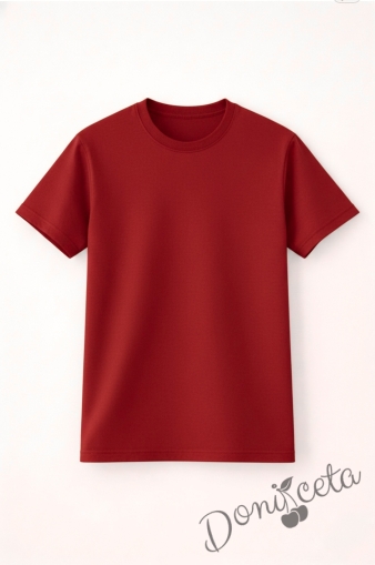 Детска тениска в червено, подходяща за момче или момиче и за ученическа униформа 