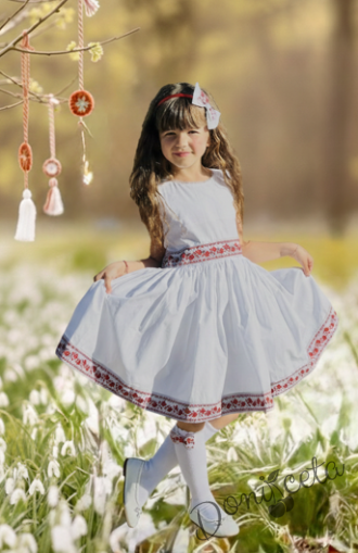 Детска рокля в бяло без ръкав с фолклорни и етно мотиви в червено