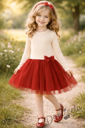 Детска рокля в червено и бяло от трико с дълъг ръкав и с тюл надолу