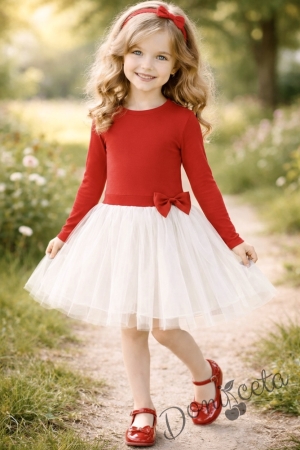 Детска рокля в бяло и червено от трико с дълъг ръкав и с тюл в бяло надолу