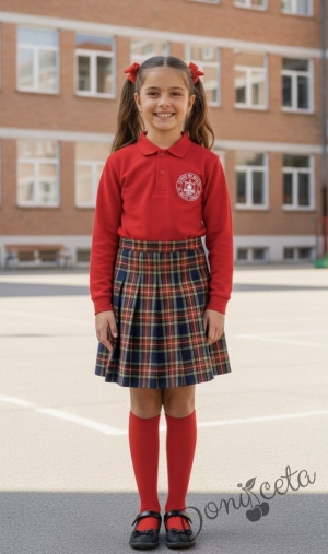 Комплект от 2 части-червена блуза с яка и лого, съчетана с  леко удължена плисиран пола в червено каре, подходящ и за ученическа униформа