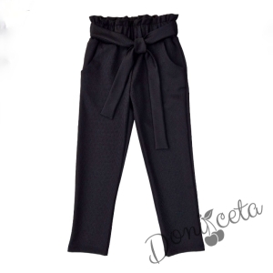 Детски панталон от трико с колан в черно за момиче с висока талия