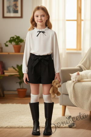 Комплект от 2 части- къси панталони в черно с ластик и колан, риза в бяло с панделка