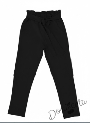 Комплект от 2 части- панталон в черно с ластик и колан, блуза с дълъг ръкав в бяло с къдрички и кант в черно