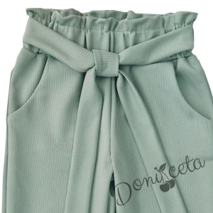 Детски панталон за момиче в цвят мента с висока талия и колан 2