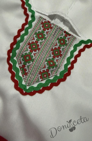 Дамска или детска народна носия- сукман в зелено с престилка в червено с фолклорни/етно мотиви 