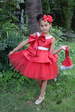 Официална детска рокля с панделка от сатен, и тюл в долната част на роклята с гол гръб и малка чантичка в червено 309Ч