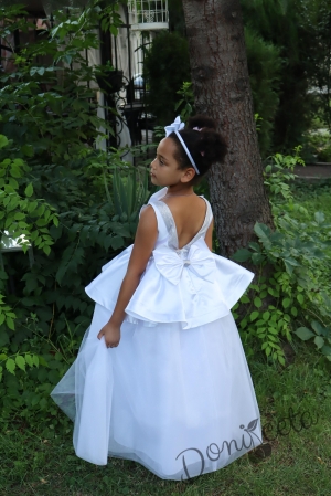 Официална детска дълга рокля в бяло с ефектни панделки с гол гръб и малка чантичка 309БД