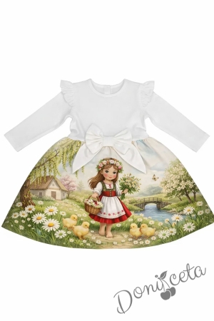 Детска рокля  в бяло с дълъг ръкав, къдричка и панделка и с интересна картинка в долната част 