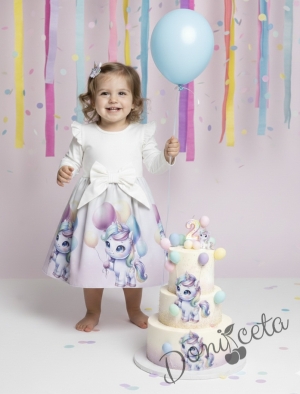 Детска рокля в екрю с къдрички, панделка и еднорог