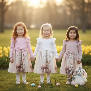 Детска ежедневна или официална рокля с дълъг ръкав в екрю с къдрички, панделка и зайче