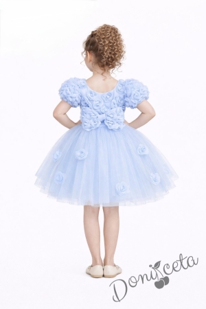 Официална детска рокля Розана с къс ръкав с 3D рози и богат тюл в светлосиньо