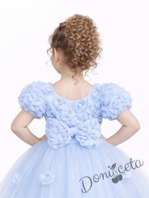 Официална детска рокля Розана с къс ръкав с 3D рози и богат тюл в светлосиньо