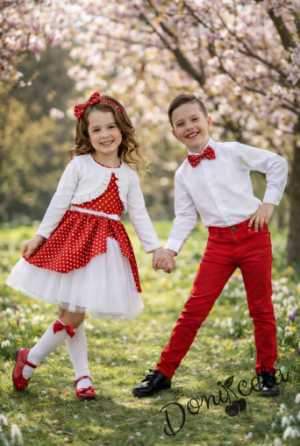 Детска коледна рокля в червено на бели точки с тюл и болеро в бяло