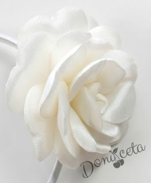 Ръчно изработена диадема с тюл в екрю с цвете 