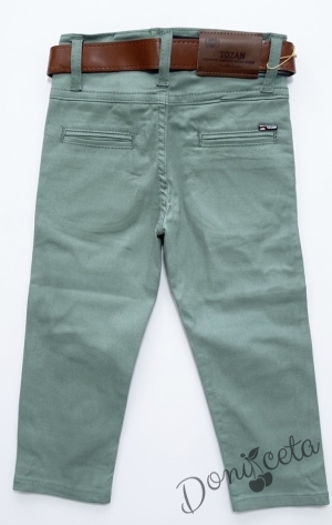 Детски модерен панталон в зелено за момче