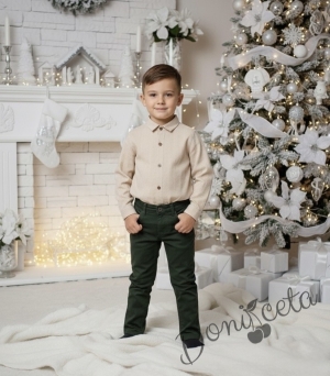 Детски модерен панталон в маслинено зелено за момче