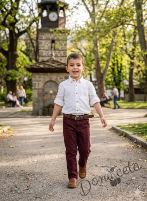 Детски модерен панталон в бордо за момче