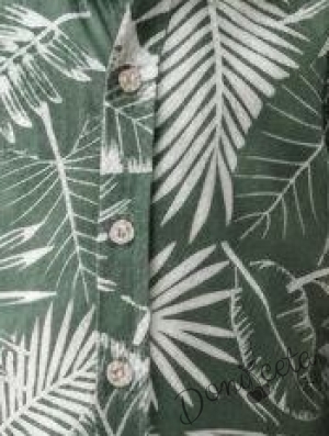 Комплект за момче от ризка с палми в зелено и къси панталони 